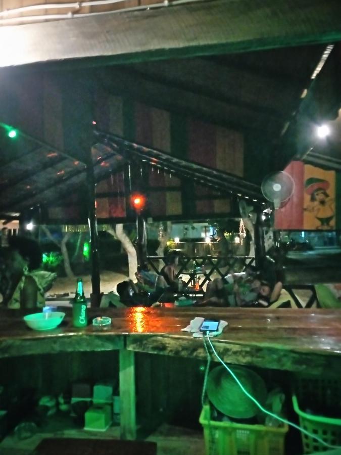 Koh Mook Oyoy Reggaebar Bungalow Luaran gambar